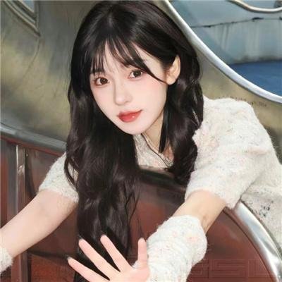 垃圾箱里的婴儿